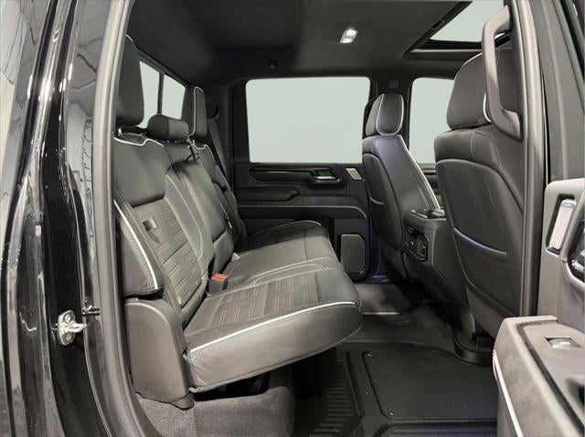 2025 GMC Sierra 2500HD Crew Cab, Standard Bed, AT4X, 4WD