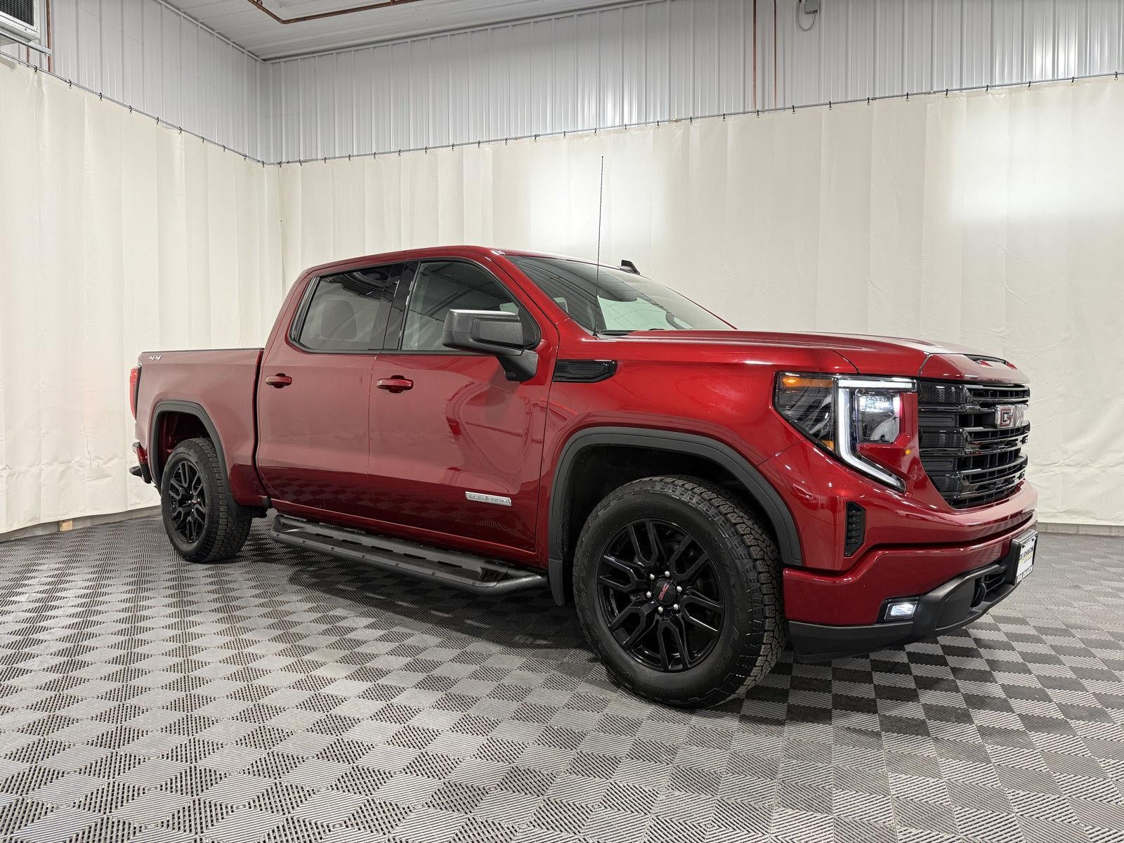 2023 GMC Sierra 1500 4WD Crew Cab Short Box Elevation with 3VL