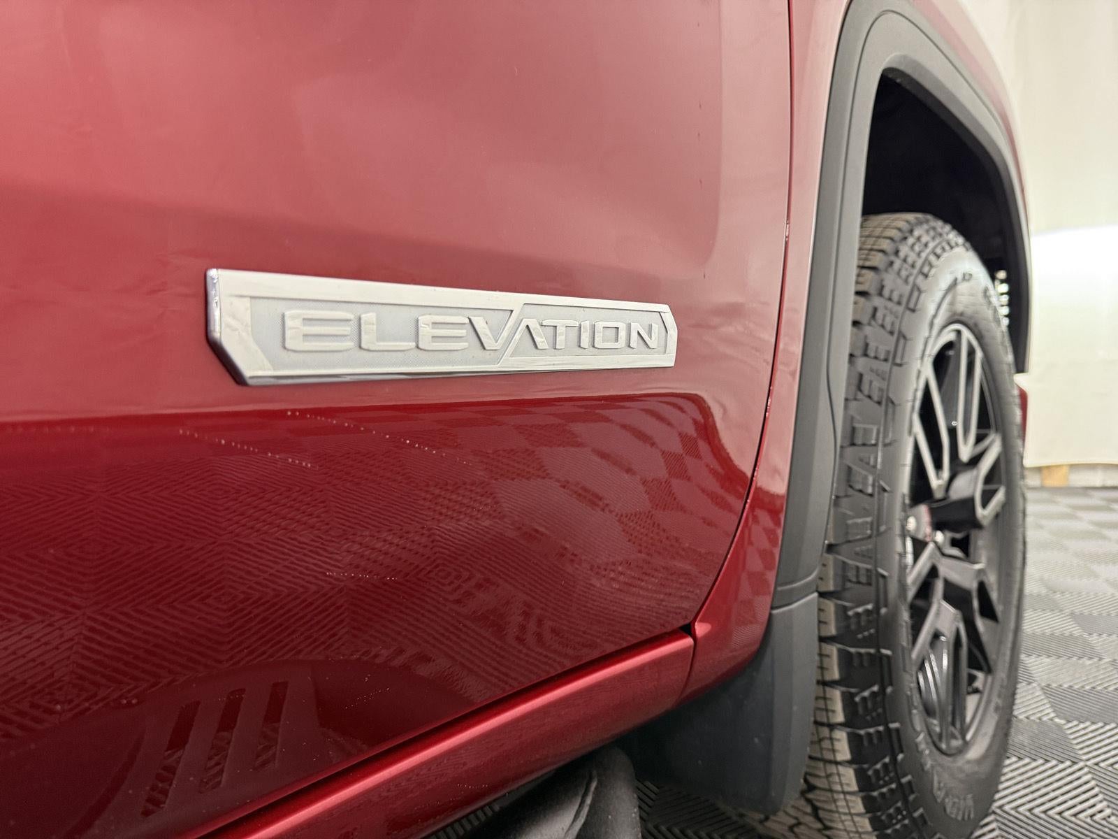 2023 GMC Sierra 1500 4WD Crew Cab Short Box Elevation with 3VL