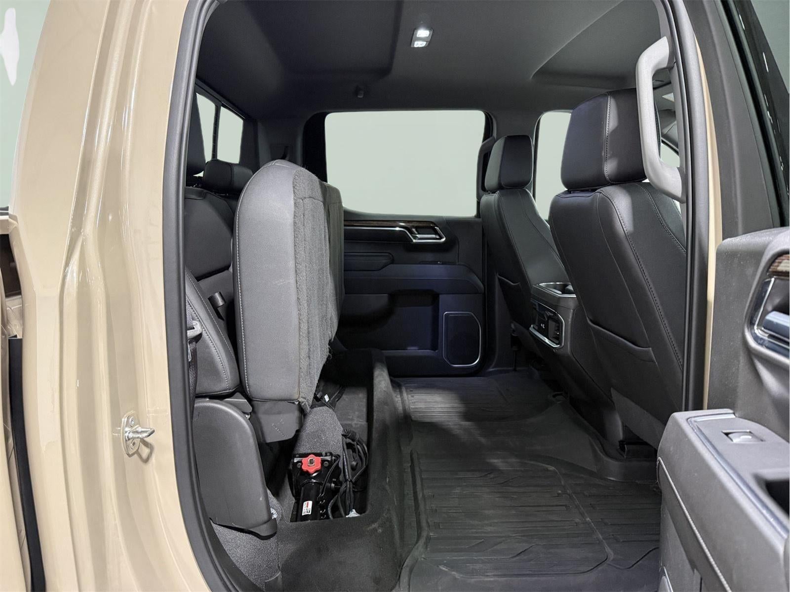 2023 GMC Sierra 1500 4WD Crew Cab Short Box Elevation with 3SB