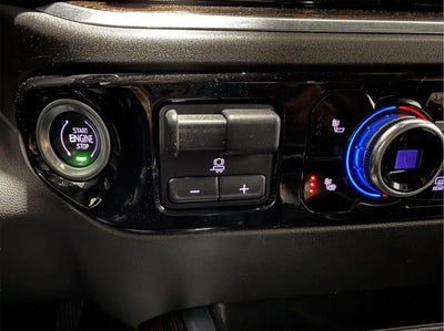 2022 GMC Sierra 1500 4WD Crew Cab Short Box Elevation