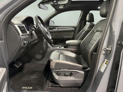 2022 Volkswagen Atlas Cross Sport 3.6L V6 SEL Premium R-Line