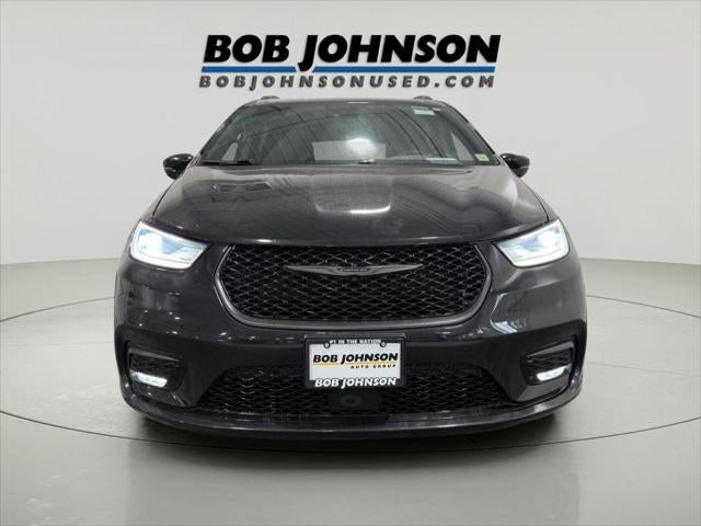 2022 Chrysler Pacifica Touring L AWD