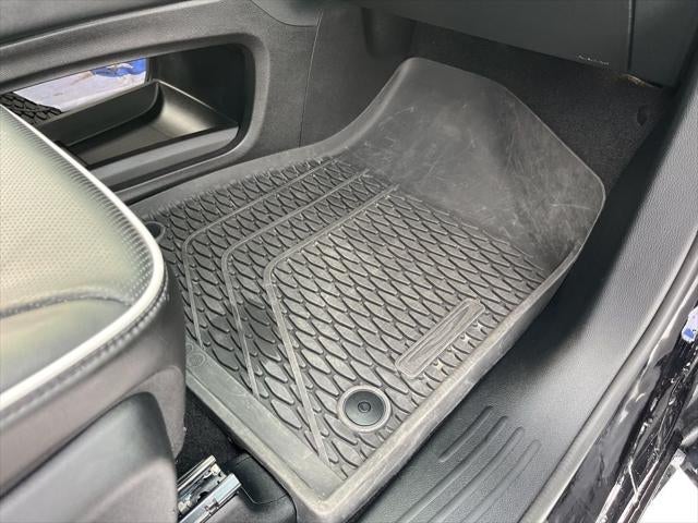 2024 Chrysler Pacifica Limited AWD