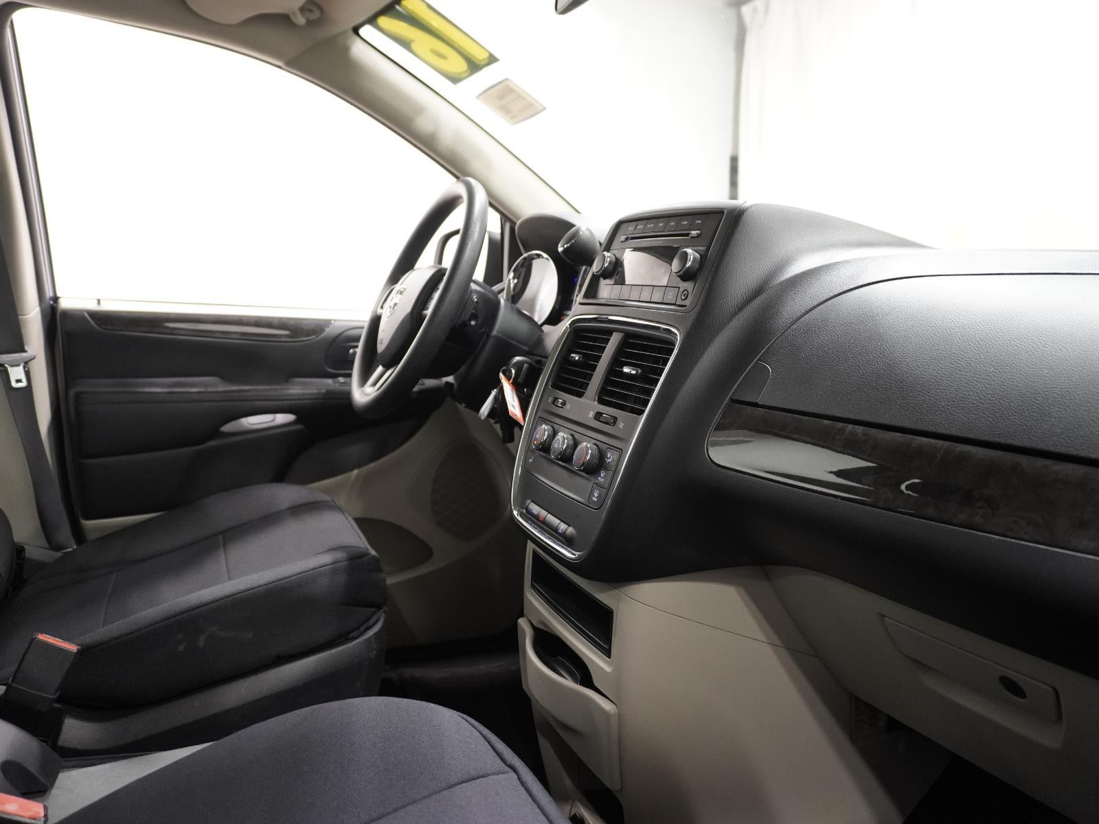2016 Dodge Grand Caravan American Value Pkg