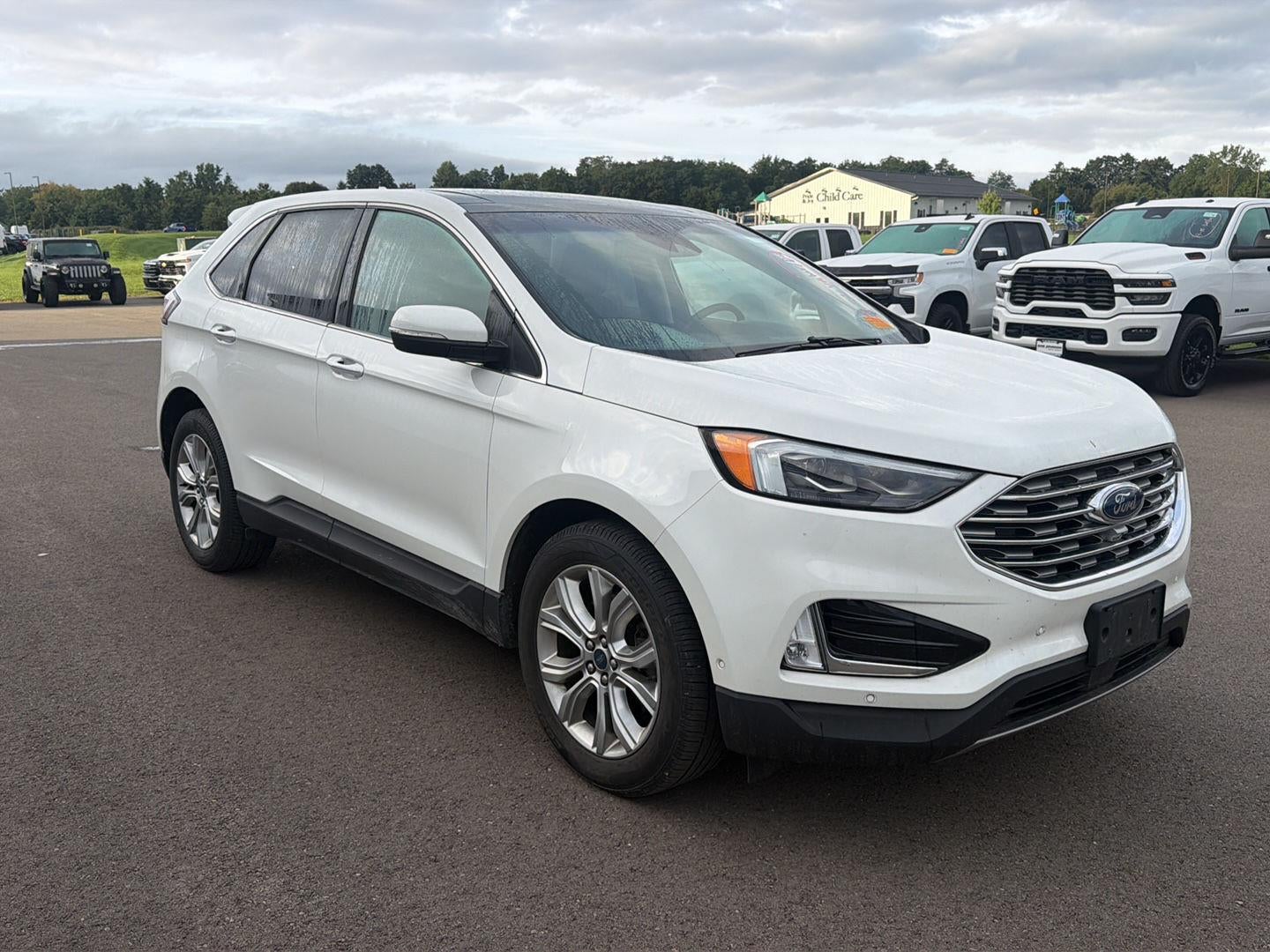 2020 Ford Edge Titanium