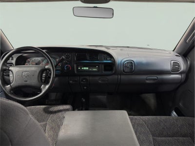 1999 Dodge Ram 1500 2dr Club Cab 139 WB 4WD