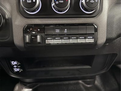 2024 RAM 2500 Tradesman Crew Cab 4x4 6'4' Box