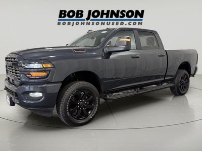 2025 RAM 2500 Big Horn Crew Cab 4x4 6'4' Box
