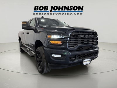 2025 RAM 2500 Big Horn Crew Cab 4x4 6'4' Box