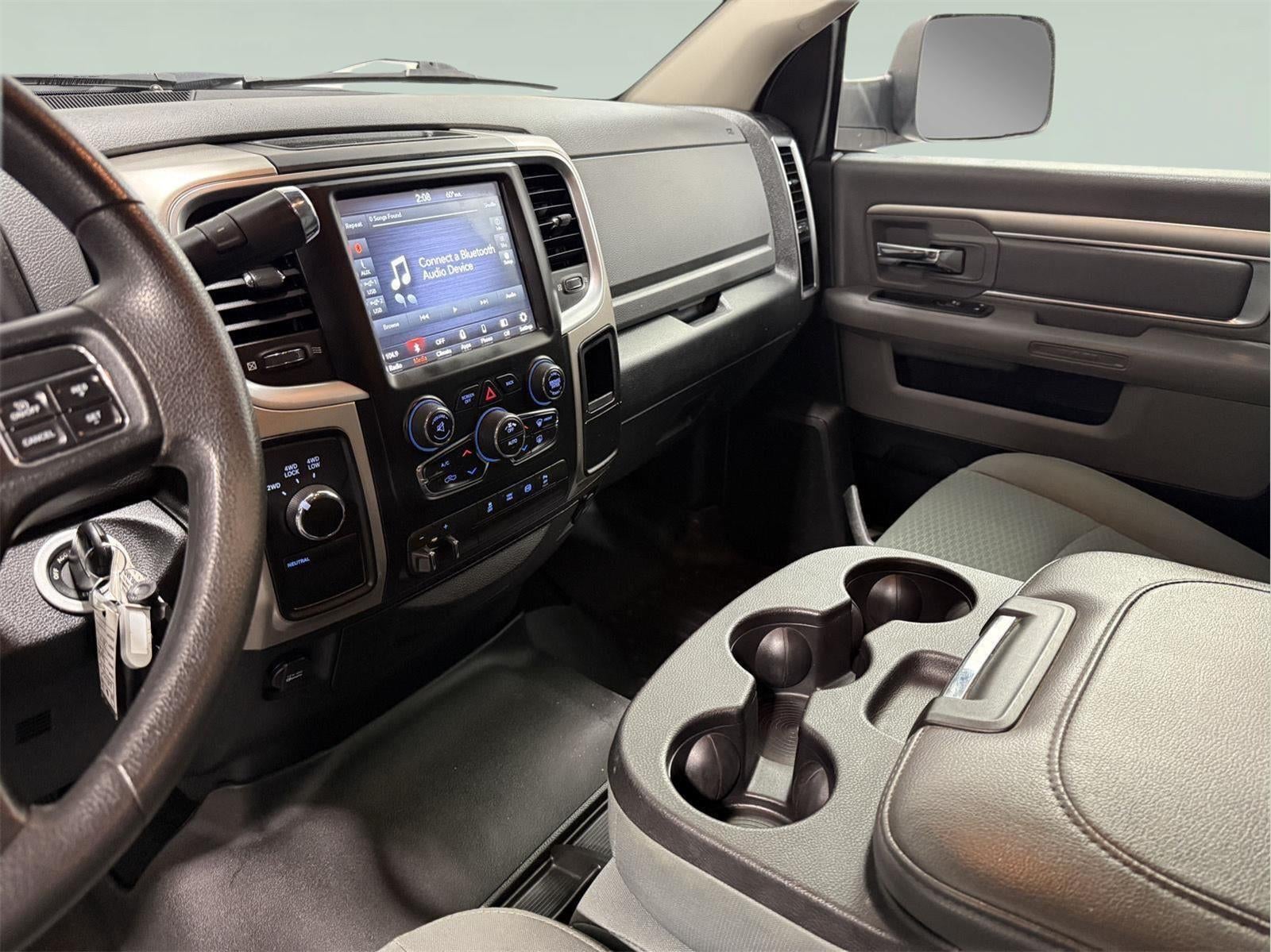 2018 RAM 2500 SLT Crew Cab 4x4 6'4' Box