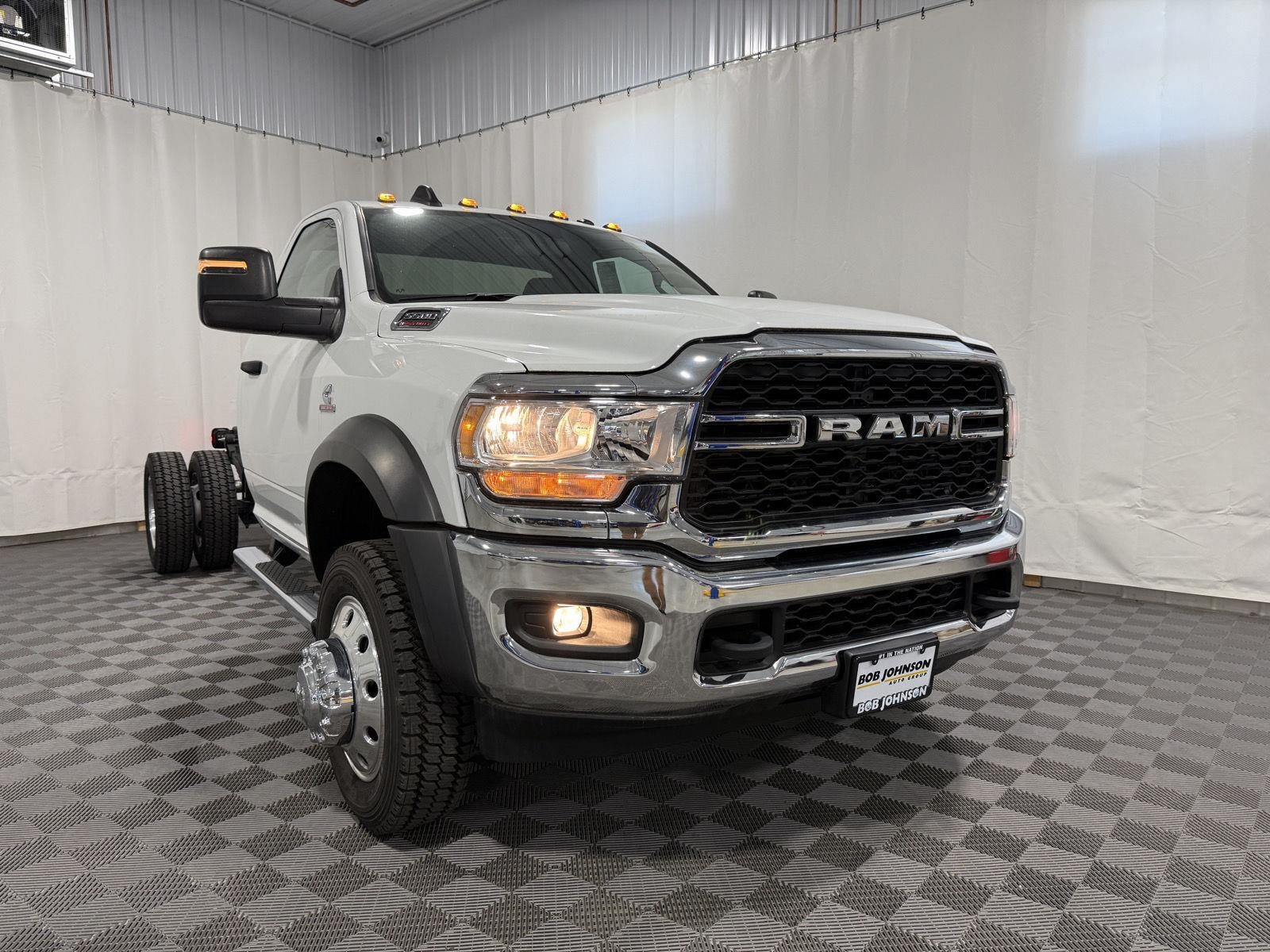 2024 RAM 5500 Chassis Tradesman/SLT