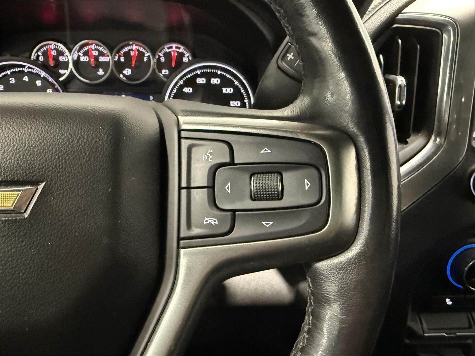 2020 Chevrolet Silverado 1500 4WD Crew Cab Short Bed LT