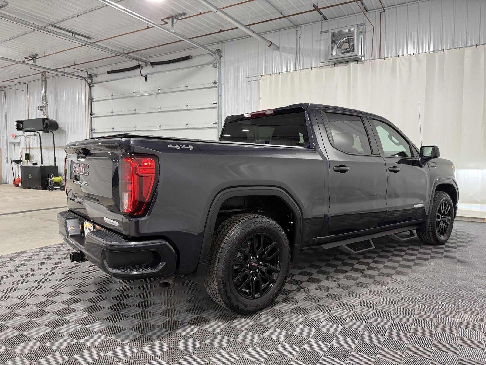 2024 GMC Sierra 1500 4WD Crew Cab Short Box Elevation with 3VL