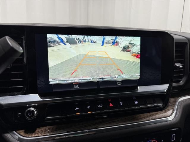 2024 GMC Sierra 1500 4WD Crew Cab Short Box Elevation with 3VL