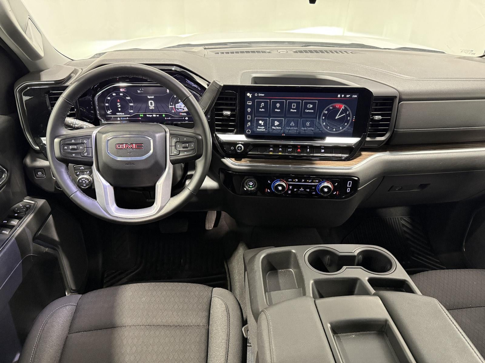 2024 GMC Sierra 1500 4WD Crew Cab Short Box Elevation with 3VL