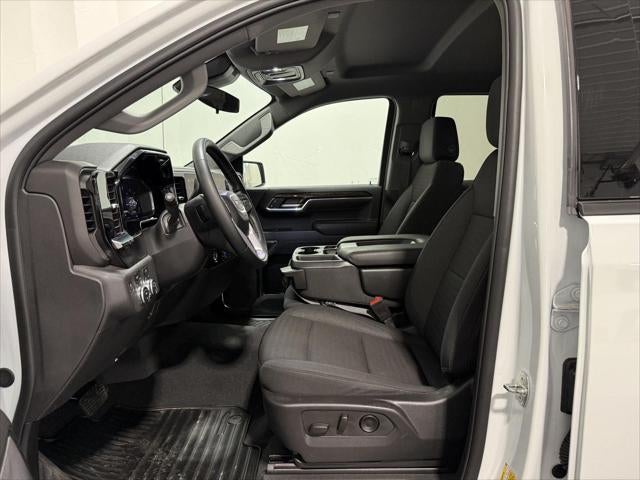 2024 GMC Sierra 1500 4WD Crew Cab Short Box Elevation with 3VL