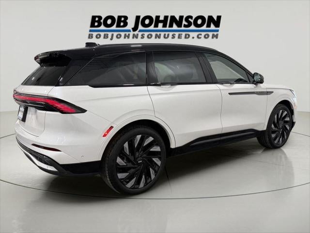 2024 Lincoln Nautilus Reserve