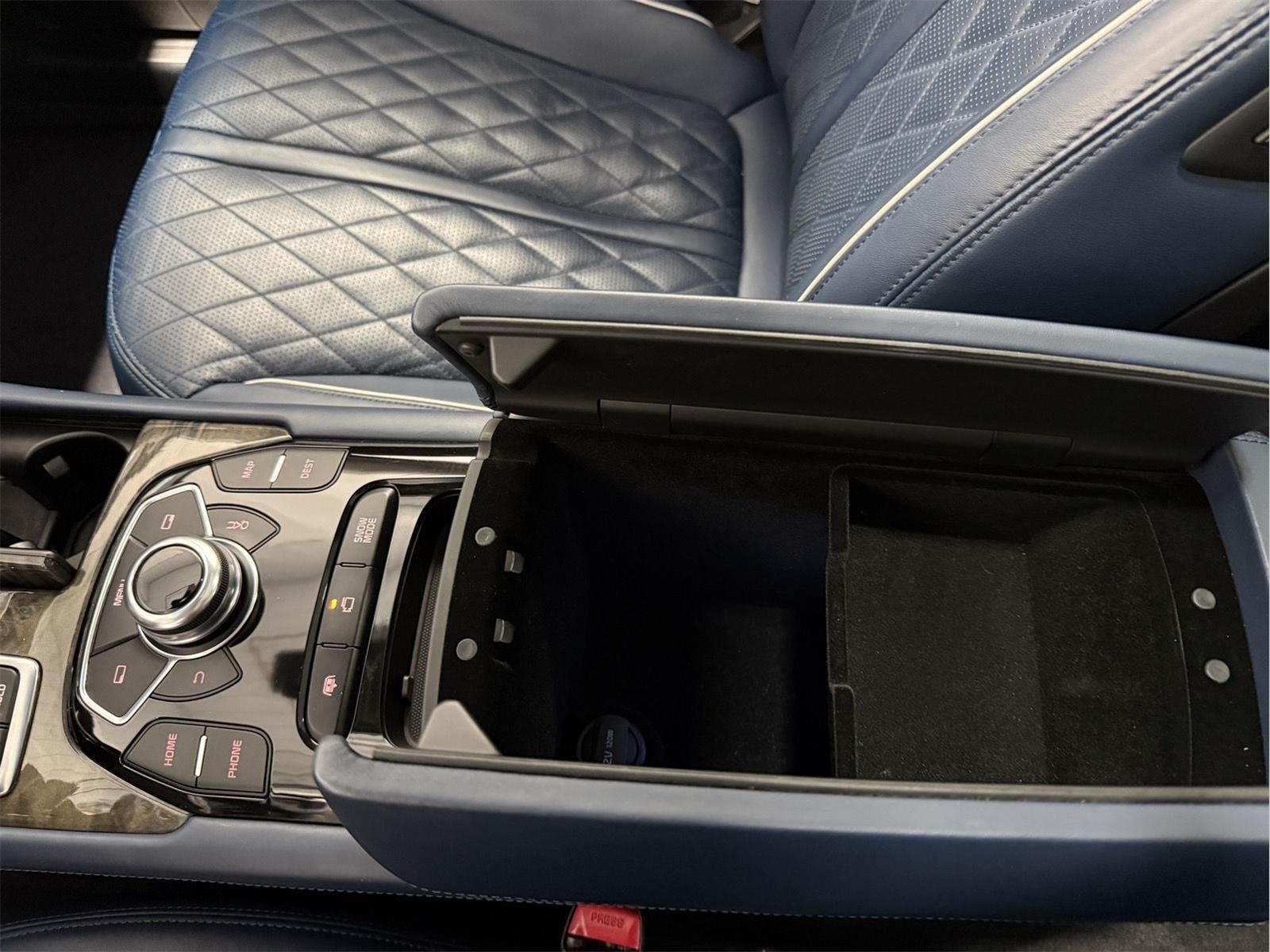 2015 Kia K900 Luxury