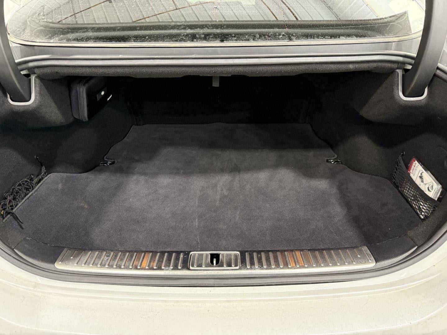 2015 Kia K900 Luxury