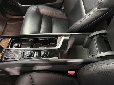 2021 Volvo XC60 T6 Momentum